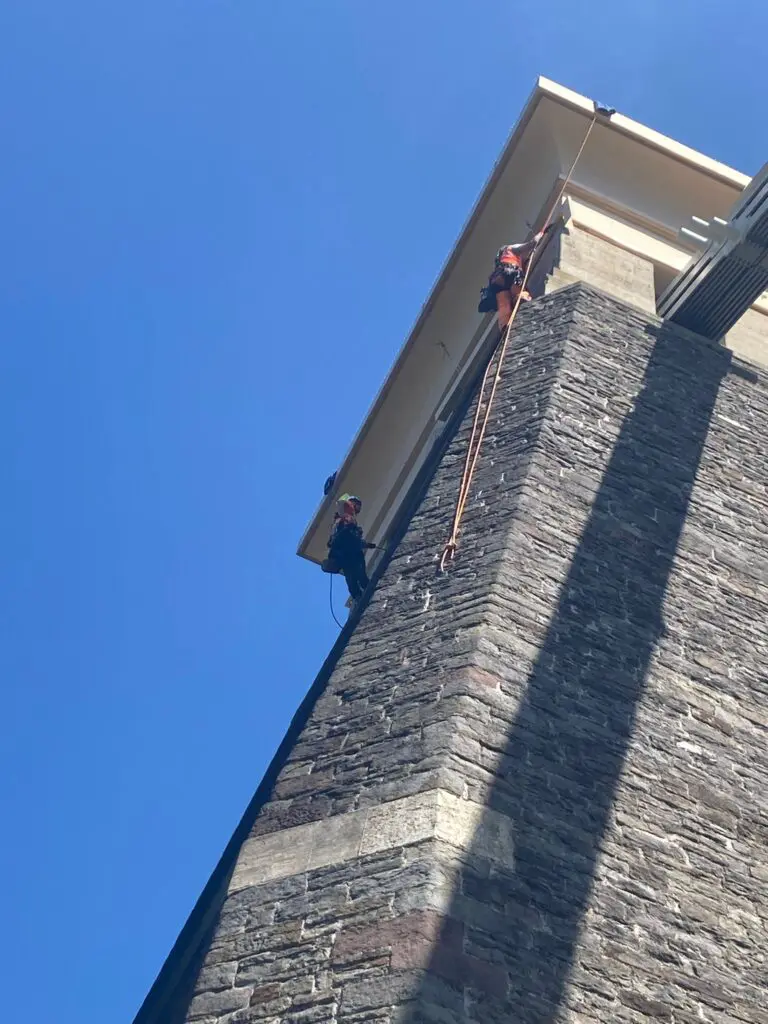 High access on tower tops