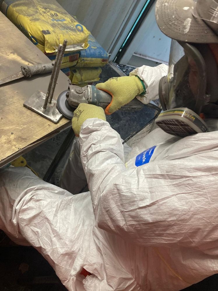 Refurbishing the latchway